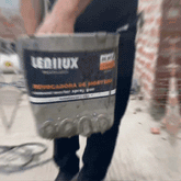 Revocadora de terrajeos de mortero